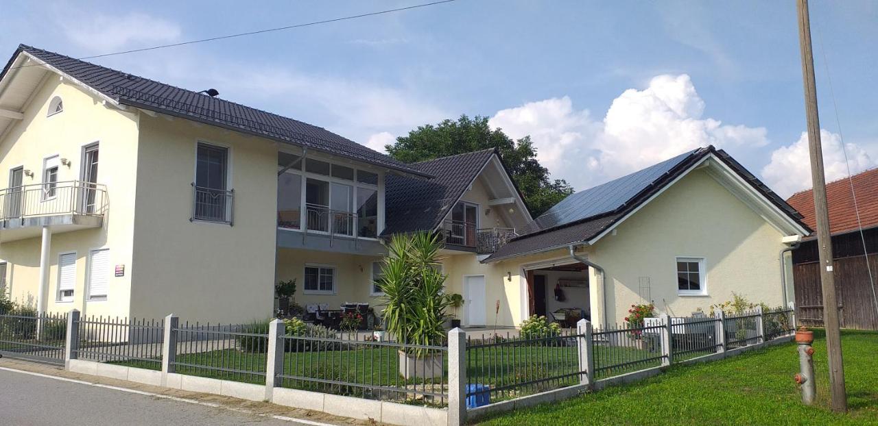 Bei Den Geissens Apartment Aldersbach ภายนอก รูปภาพ